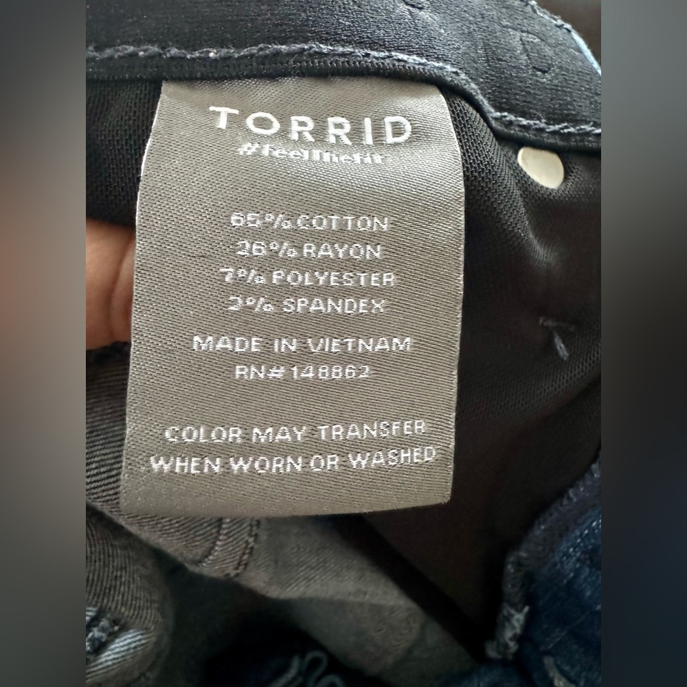 COPY - Torrid Bombshell Skinny Premium Stretch Button Up Jeans. - Picture 9 of 10